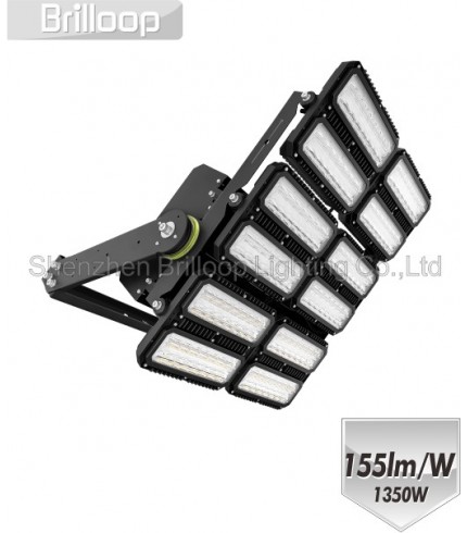 M18: 1350W Modular Floodlight